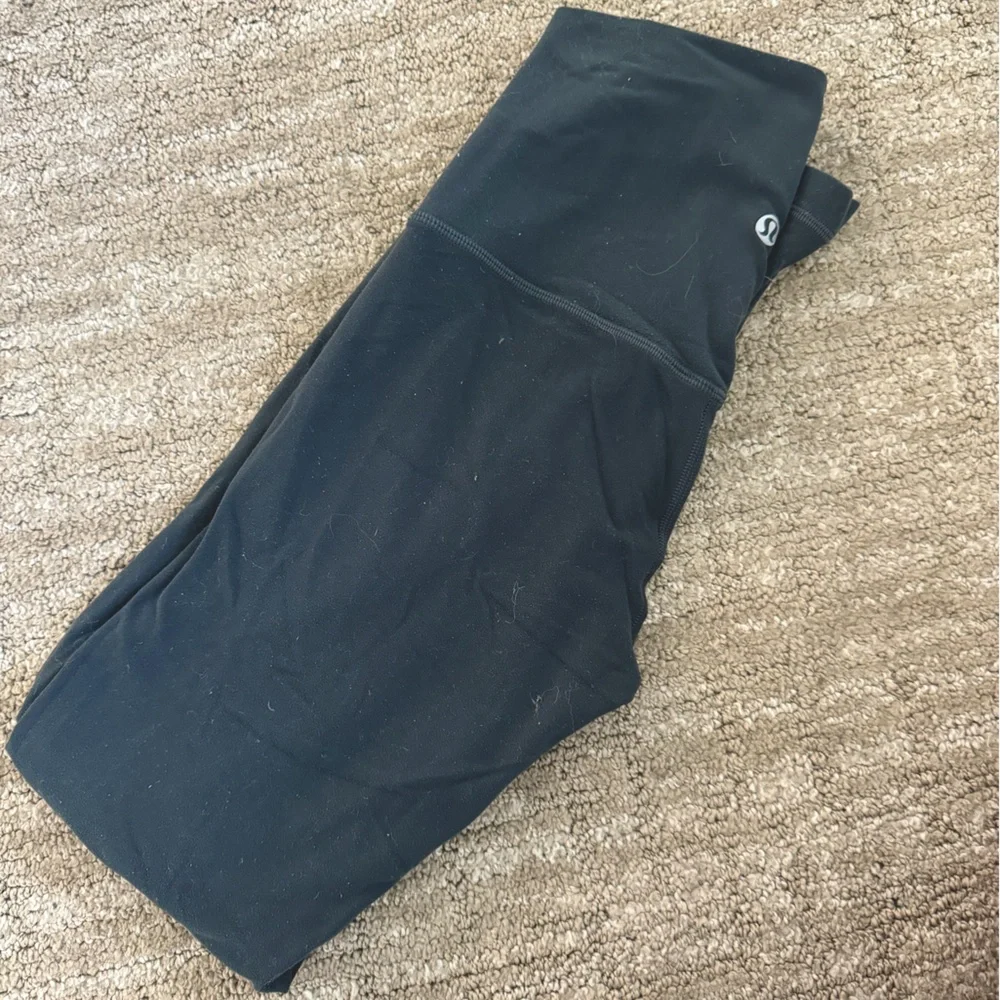 Lululemon size 4 leggings